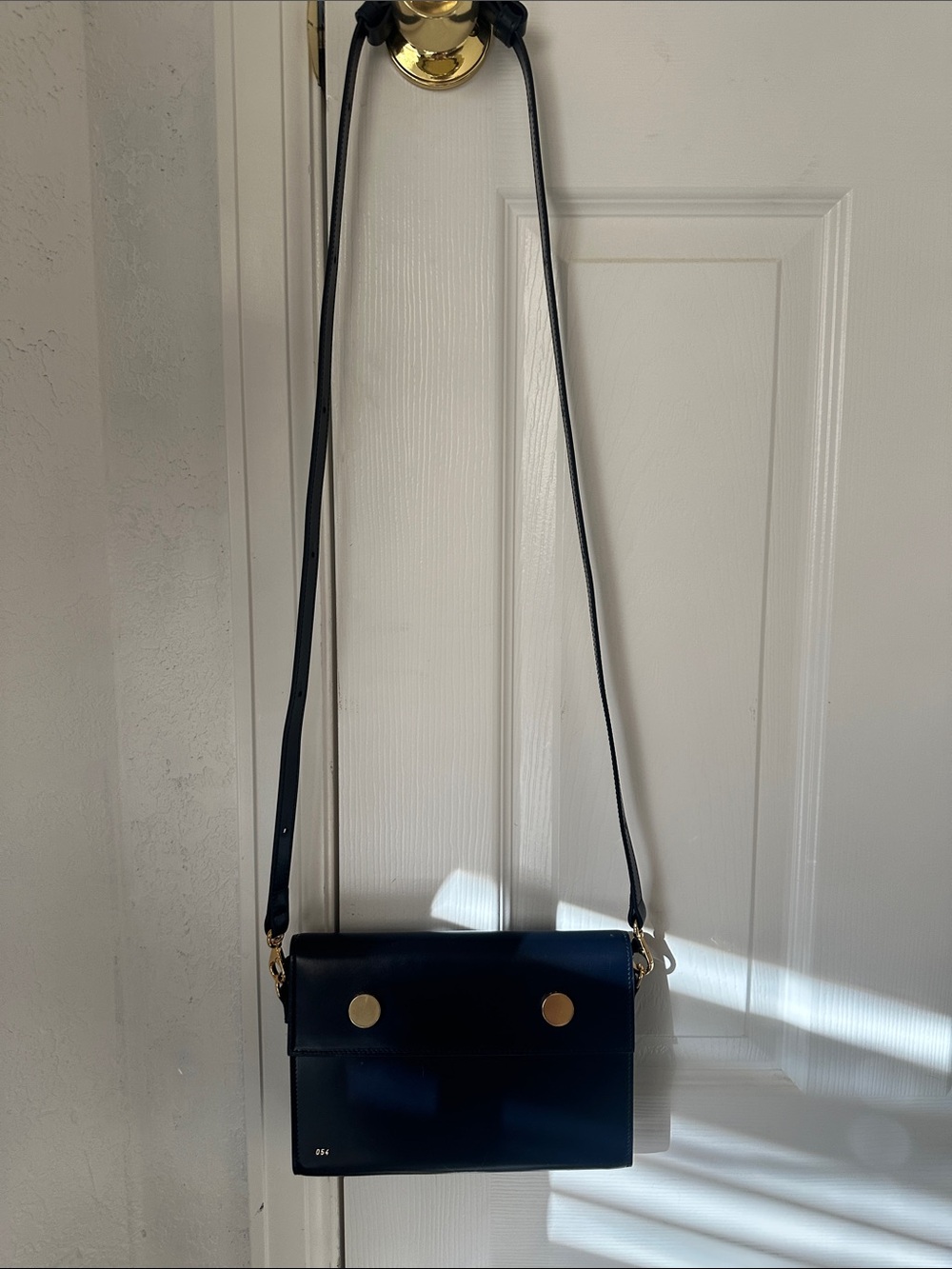 RSVP Paris Golden Eyes Handbag in a stunning navy color! Used for one event! - Picture 8 of 9